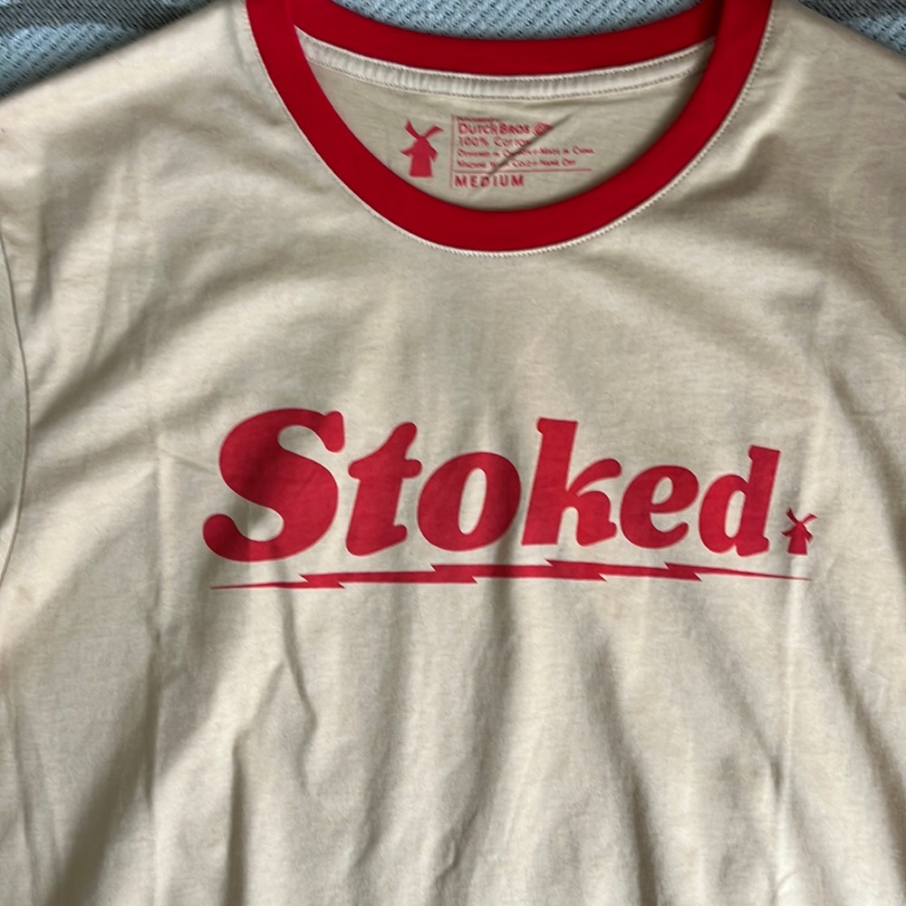 ⚡MOVING SALE⚡The Dutch bros graphic ‘stoked’ retro T-shirt
